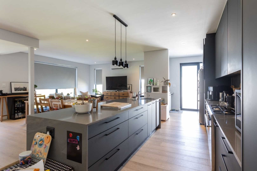 To Let 3 Bedroom Property for Rent in Val De Vie Estate Western Cape